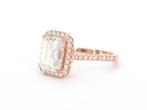 Veiling - Entourage ring emerald Moissaniet 3.00 carat Rose, Nieuw