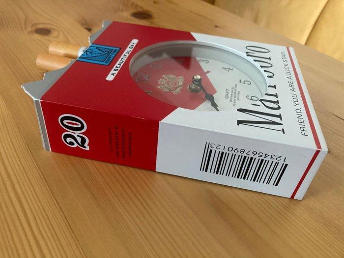 Marlboro Advertentiefiguur - ABS - 1980-1990, Antiek en Kunst, Antiek | Wandborden en Tegels