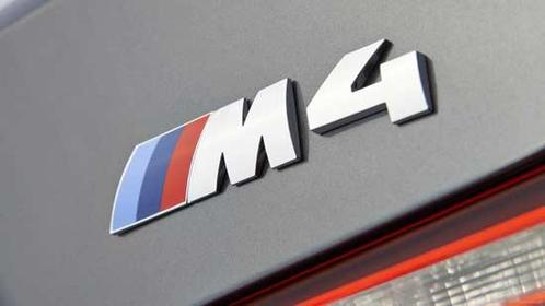 BMW M4 logo embleem achterklep origineel, Auto diversen, Auto-accessoires, Nieuw, Verzenden