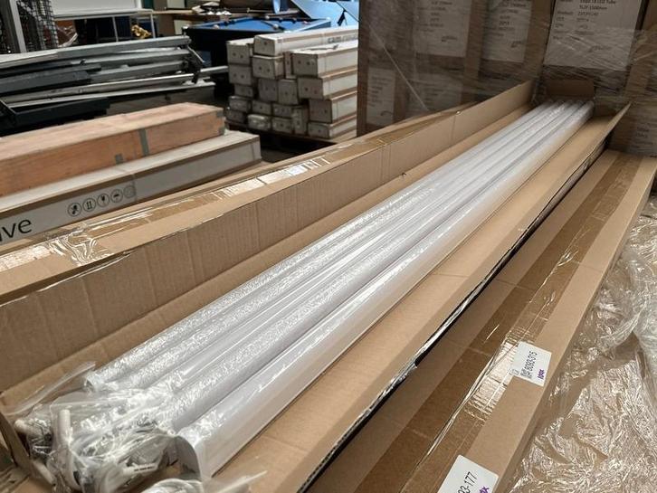 Partij led batten BT5 1500 mm 24W 4000K Ellipz lighting, Zakelijke goederen, Partijgoederen en Retail | Partijgoederen, Huis en Inrichting