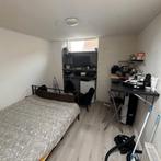 Studentenkamer met eigen badkamer, wasmachine en i..., Overige regio's