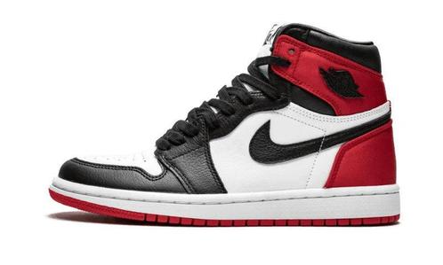 Air Jordan 1 Retro High Satin Black Toe - maat 42 (Sneakers), Kleding | Dames, Schoenen, Zwart, Nieuw, Sneakers of Gympen, Verzenden