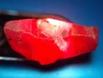 8,2 ct - Onbehandelde natuurlijke robijn & smaragd - Ruw-