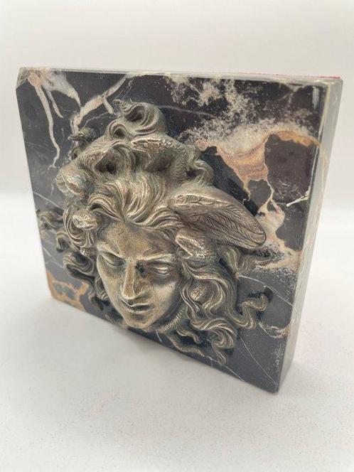 Miniatuur figuur - Bassorilievo testa di Medusa argento 800, Antiek en Kunst, Antiek | Goud en Zilver