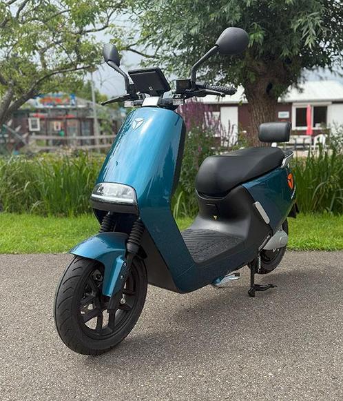 Yadea G5 45km/u Blue 2025, Fietsen en Brommers, Brommeronderdelen | Scooters, Verzenden
