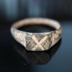 Oud-Romeins Keizerlijk Brons Legioen Ring - X. Legioen, Sieraden, Tassen en Uiterlijk, Antieke sieraden