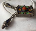 Kabylisch hirz - Zilver, koraal, email - Algerije - eerste
