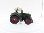 Schaal 1:32 SIKU  3258 Fendt 936 Vario #4006 (I (1:32)), Hobby en Vrije tijd, Ophalen of Verzenden, Zo goed als nieuw, SIKU