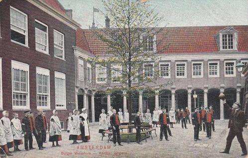 AMSTERDAM - Burger Weeshuis - Korfbal Jongens, Verzamelen, Ansichtkaarten | Nederland, Verzenden