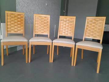 4 eetkamerstoelen Calligaris mooi door kwaliteit en eenvoud beschikbaar voor biedingen