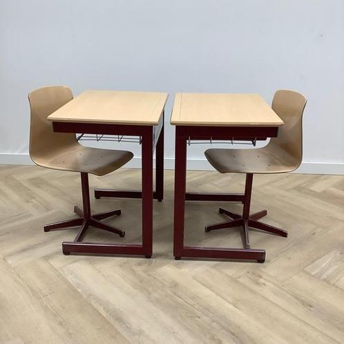 Tweedehands complete school set Galvanitas 10 stuks tafels +, Huis en Inrichting, Stoelen, Vijf, Zes of meer stoelen, Gebruikt