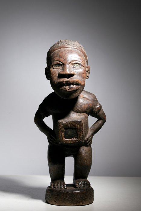 Groot fétiche Nkisi - Bakongo - DR Congo, Antiek en Kunst, Kunst | Niet-Westerse kunst