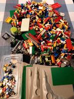 Lego - Partij lego van 7.5 kg met 16 grondplaten en 25, Nieuw