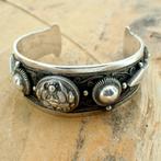 Zilveren Thaise klemarmband | Ø 64 mm (zilveren armband), Ophalen of Verzenden, Gebruikt, Overige kleuren, Zilver