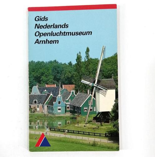 Gids nederlands openluchtmuseum arnhem 9789072106049, Boeken, Overige Boeken, Gelezen, Verzenden