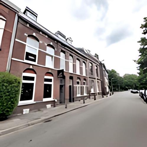 Studentenkamer met Eigen Keukenblok gevonden in Maastricht, Huizen en Kamers, Kamers te huur, Minder dan 20 m², Maastricht