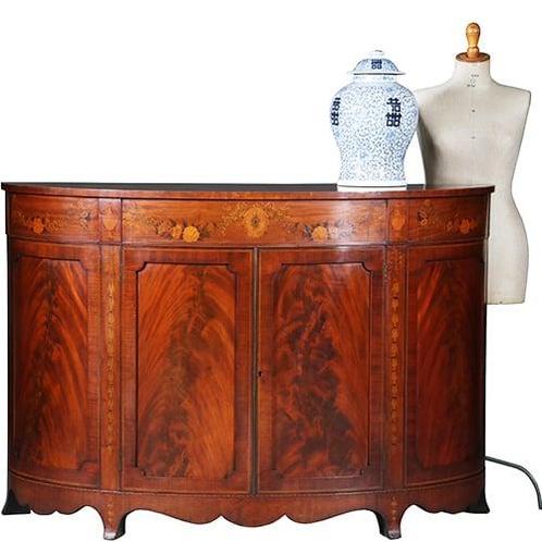 Half rond sideboard in mahonie met fantastische kwaliteit in, Antiek en Kunst, Antiek | Meubels | Kasten, Ophalen of Verzenden