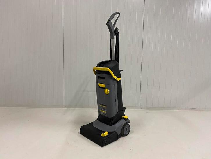 KARCHER SCHROBMACHINE BR 30/4 C 2019, Doe-het-zelf en Verbouw, Reinigingsmachines, Gebruikt, Ophalen of Verzenden