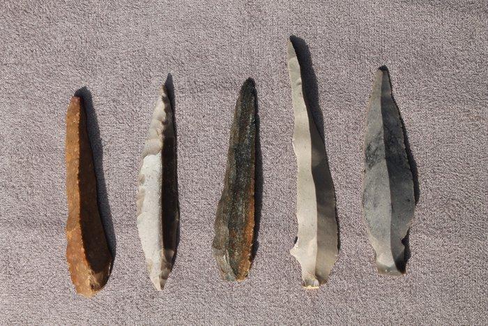 Neolithisch Vuursteen Pijlpunt (Zonder Minimumprijs), Antiek en Kunst, Antiek | Overige Antiek