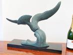 sculptuur, big original Art Déco Sculpture Seagull over the, Antiek en Kunst