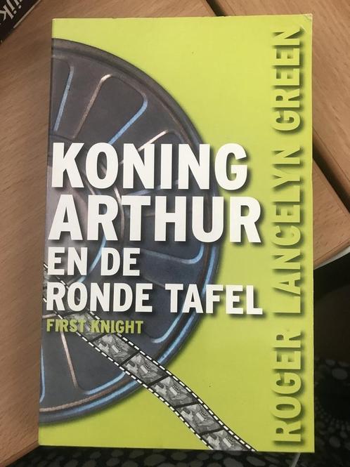 Koning Arthur en de ronde tafel 9789086910205, Boeken, Literatuur, Gelezen, Verzenden