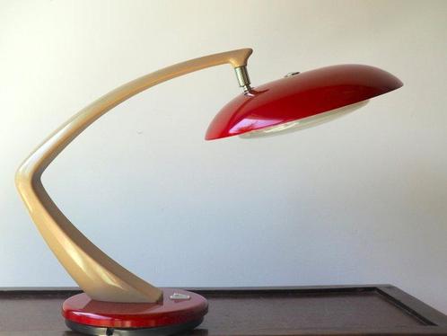 Fase - Luis Perez de la Oliva - Tafellamp - Boomerang 64 -, Antiek en Kunst, Antiek | Lampen