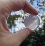 Lavendel Fluoriet Bol (zie filmpje), Verzamelen, Mineralen en Fossielen, Ophalen of Verzenden