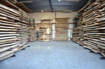 Boomstamtafel - Boomstam tafel - 500 bladen OP VOORRAAD beschikbaar voor biedingen