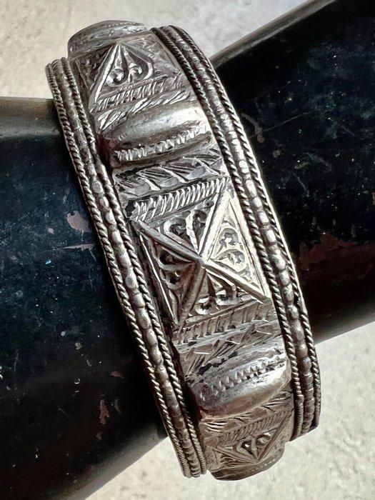 Armband - Zilver - Marokko - 20e eeuw, Antiek en Kunst, Kunst | Niet-Westerse kunst