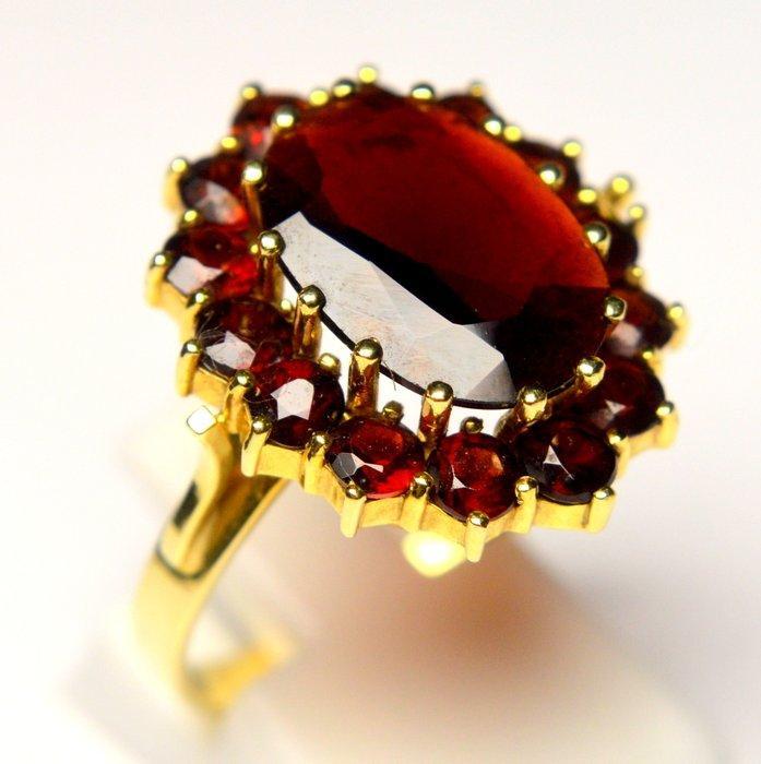 Ring - 14 karaat Geel goud Granaat - 7.40 ct, Sieraden, Tassen en Uiterlijk, Ringen