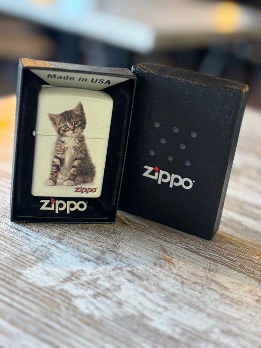 Zippo - Zonder minimumprijs - Aansteker - Staal, Emaille, Verzamelen, Rookartikelen, Aanstekers en Luciferdoosjes