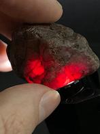 Robijn Ruw. Verbazingwekkende Mozambique Enorme Robijn, Verzamelen, Mineralen en Fossielen