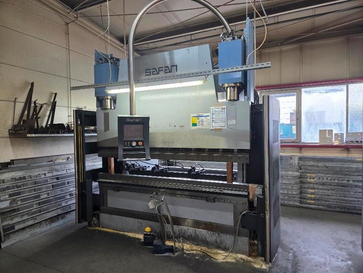 Safan H Brake 170 2550 TS1 | 2550 x 170ton | 2004 | Kantbank, Zakelijke goederen, Machines en Bouw | Metaalbewerking
