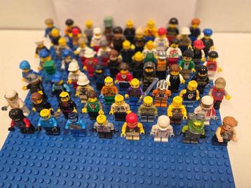 Lego Minifiguur - Minifigures - 64 Unieke minifiguren beschikbaar voor biedingen