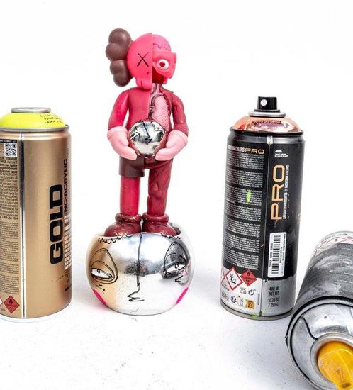 UTOPIA XX - KAWS Blush Dissected Companion and BUBBLES, Antiek en Kunst, Kunst | Schilderijen | Modern