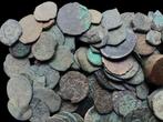 Islamitische Rijk (middeleeuws) Lot of 110 x AE (7/8th -