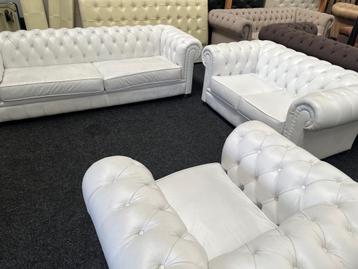Chesterfield   Unieke Kans! Originele Chesterfield Set 3+2+1 beschikbaar voor biedingen