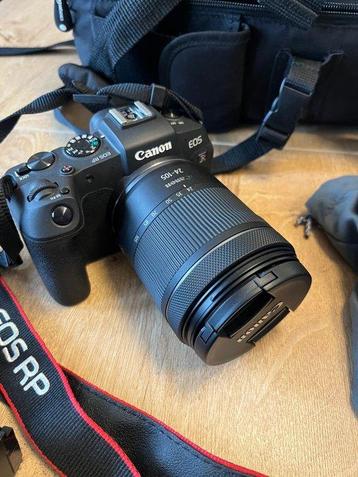 Canon EOS RP Spiegelloze camera beschikbaar voor biedingen