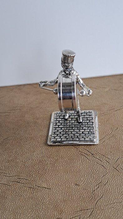 Beeldje - Zilveren miniatuur man met trommel - .835 zilver, Antiek en Kunst, Antiek | Goud en Zilver