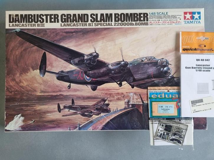 Tamiya 61021 Lancaster BIII Grand Slam Bomber 1:48 + 4, Hobby en Vrije tijd, Modelbouw | Vliegtuigen en Helikopters, Verzenden
