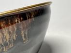 Master Teiichi Oketani Kiln-Variation Tenmoku Chawan with, Antiek en Kunst