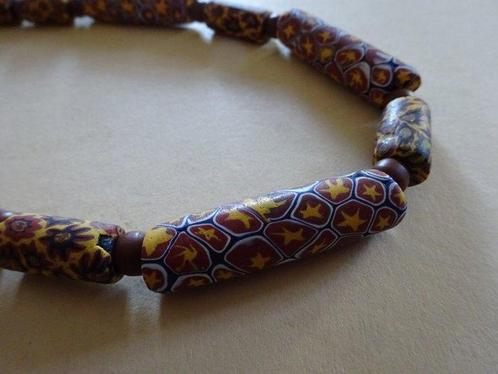 Antieke glazen ketting, 13 millefiore kralen met mozaïek, Antiek en Kunst, Kunst | Niet-Westerse kunst