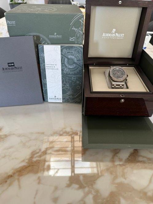 Audemars Piguet - Royal Oak Offshore titanium - N°2630, Sieraden, Tassen en Uiterlijk, Horloges | Heren