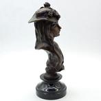 sculptuur, Dama - 2,3 kg - 22.5 cm - Brons, Marmer, Antiek en Kunst