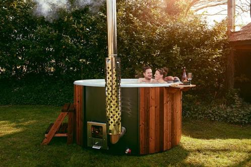 Houtgestookte hottub 2-persoons – stijlvol en betaalbaar, Tuin en Terras, Bubbelbaden en Hottubs, Nieuw, Trap, Vast, Ophalen of Verzenden