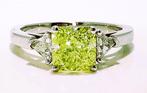 Ring - 14 karaat Witgoud, FANCY GEEL - GROEN 1,81 ct