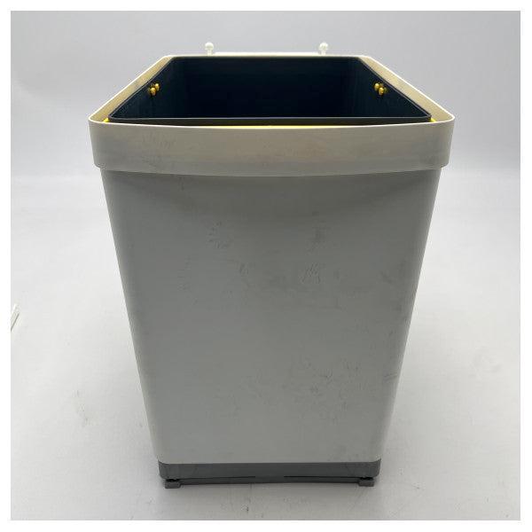 Bieden: Durable Marine In closet waste Bin | Waterproof & W, Watersport en Boten, Bootonderdelen, Kombuis en Sanitair, Nieuw, Zeilboot of Motorboot