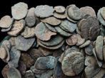 Byzantijnse Rijk Lot of 150 x Æ (5/6th - 12th century AD),