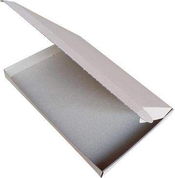 50 Brievenbusdozen A4+ 350x250x28 mm bruin beschikbaar voor biedingen