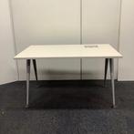 Herman Miller design tafel, bureau met elektra 130x80 cm,, Huis en Inrichting, Gebruikt, Ophalen of Verzenden